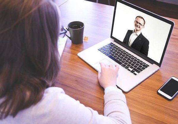 Conseils pour améliorer la protection de la vie privée et la sécurité lors des vidéoconférences